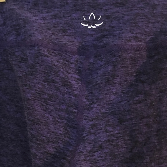 Beyond Yoga— good condition - Picture 6 of 7